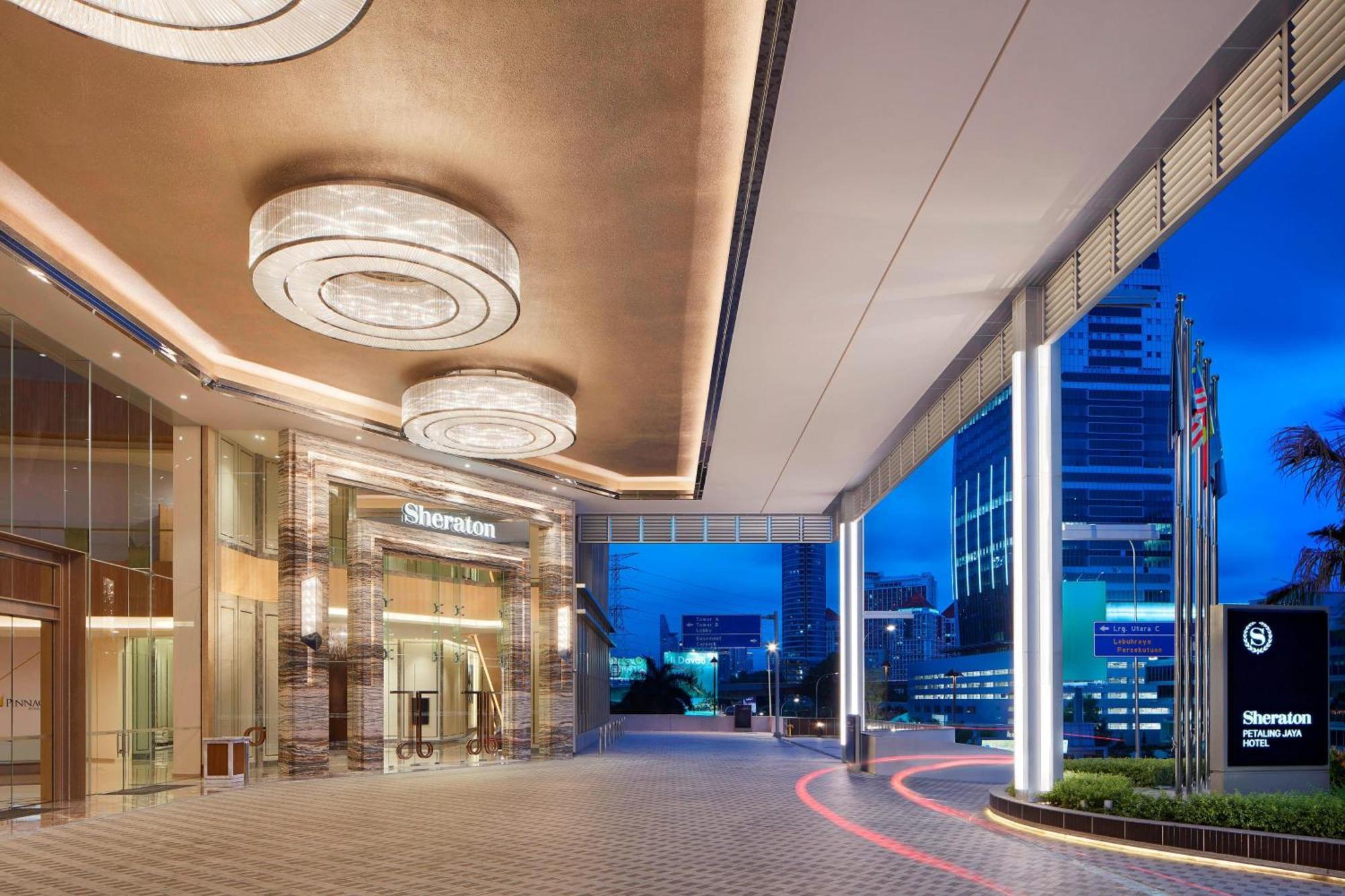 Sheraton Petaling Jaya Hotel Dış mekan fotoğraf Entrance